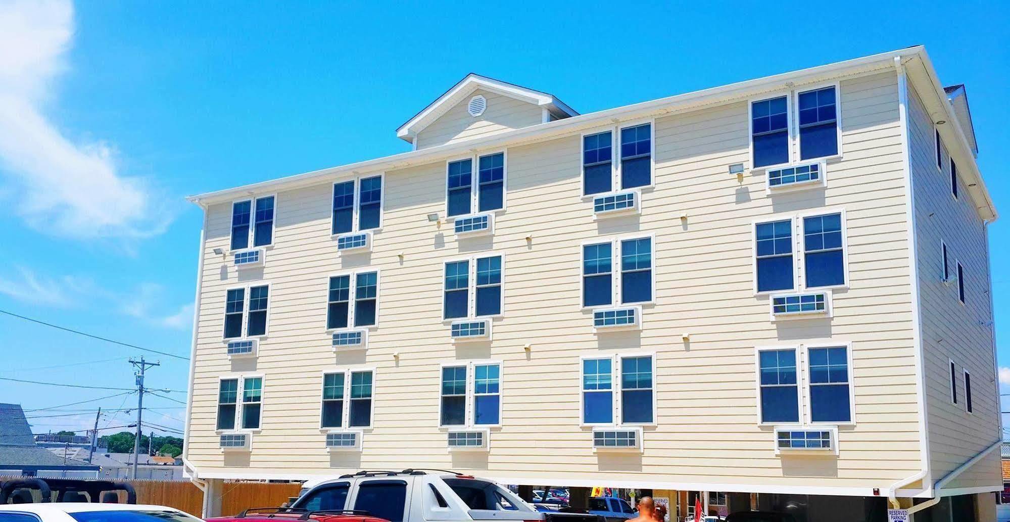 Misquamicut Beach Front Inn Westerly Exterior foto